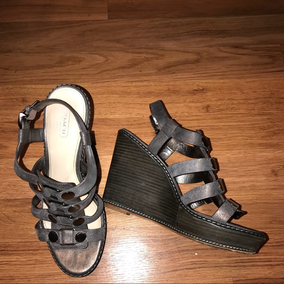 Strappy Wedge, pewter colored - Picture 1 of 3